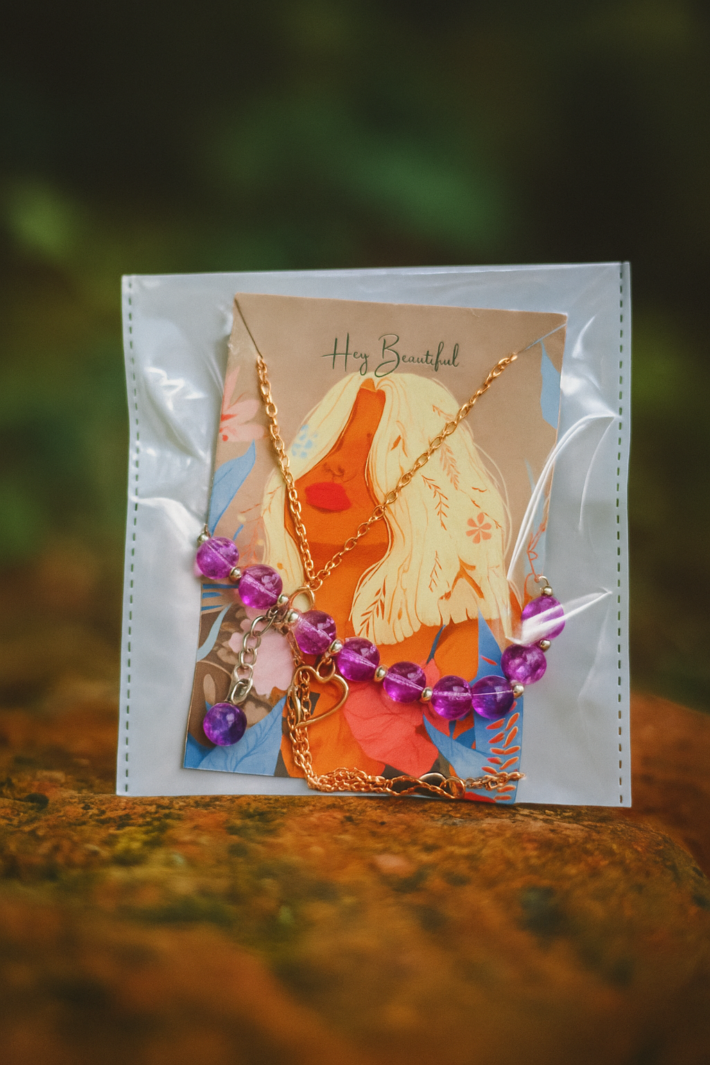 Presentsysoul Gift Hamper – 1 Bracelet (Random) + 1 Pendant (Random) + 2 Scrunchies + 1 Bow Clip (Random)