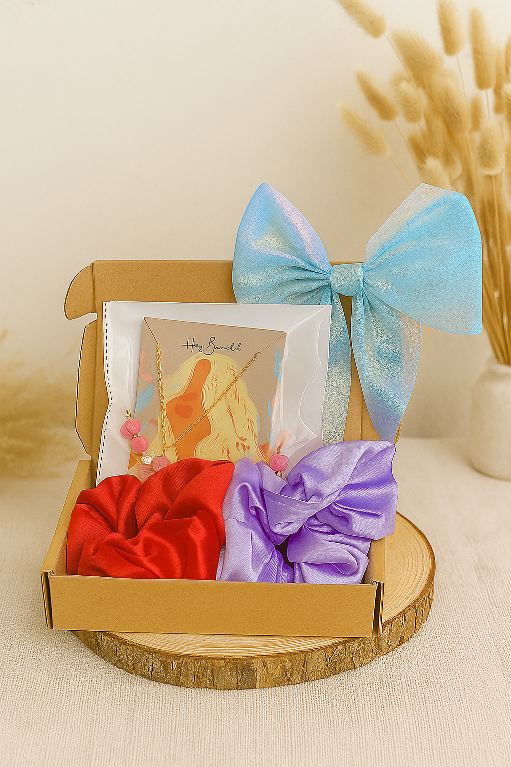 Presentsysoul Gift Hamper – 1 Bracelet (Random) + 1 Pendant (Random) + 2 Scrunchies + 1 Bow Clip (Random)